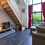 Les * Estinnes-au-Mont
