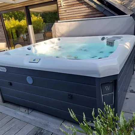 Les * Estinnes-au-Mont